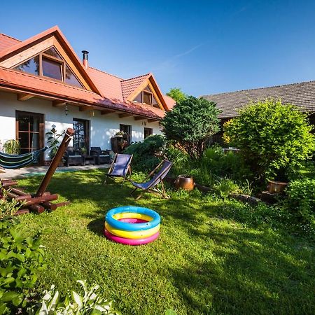 Dom Pod Orzechem Villa Лапчица Екстериор снимка
